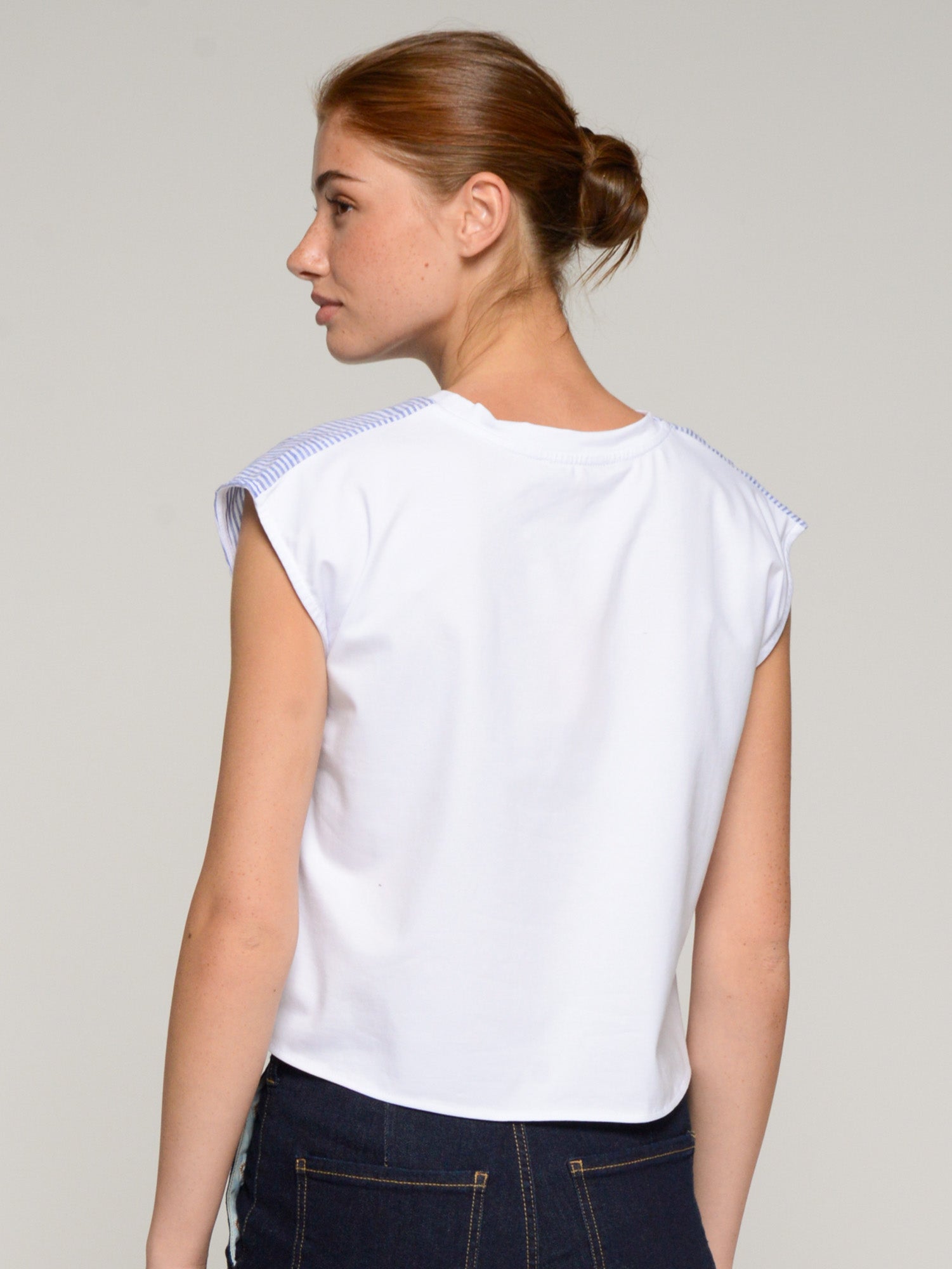 Agustina - Camiseta Rayas Azules con Nudo Golf