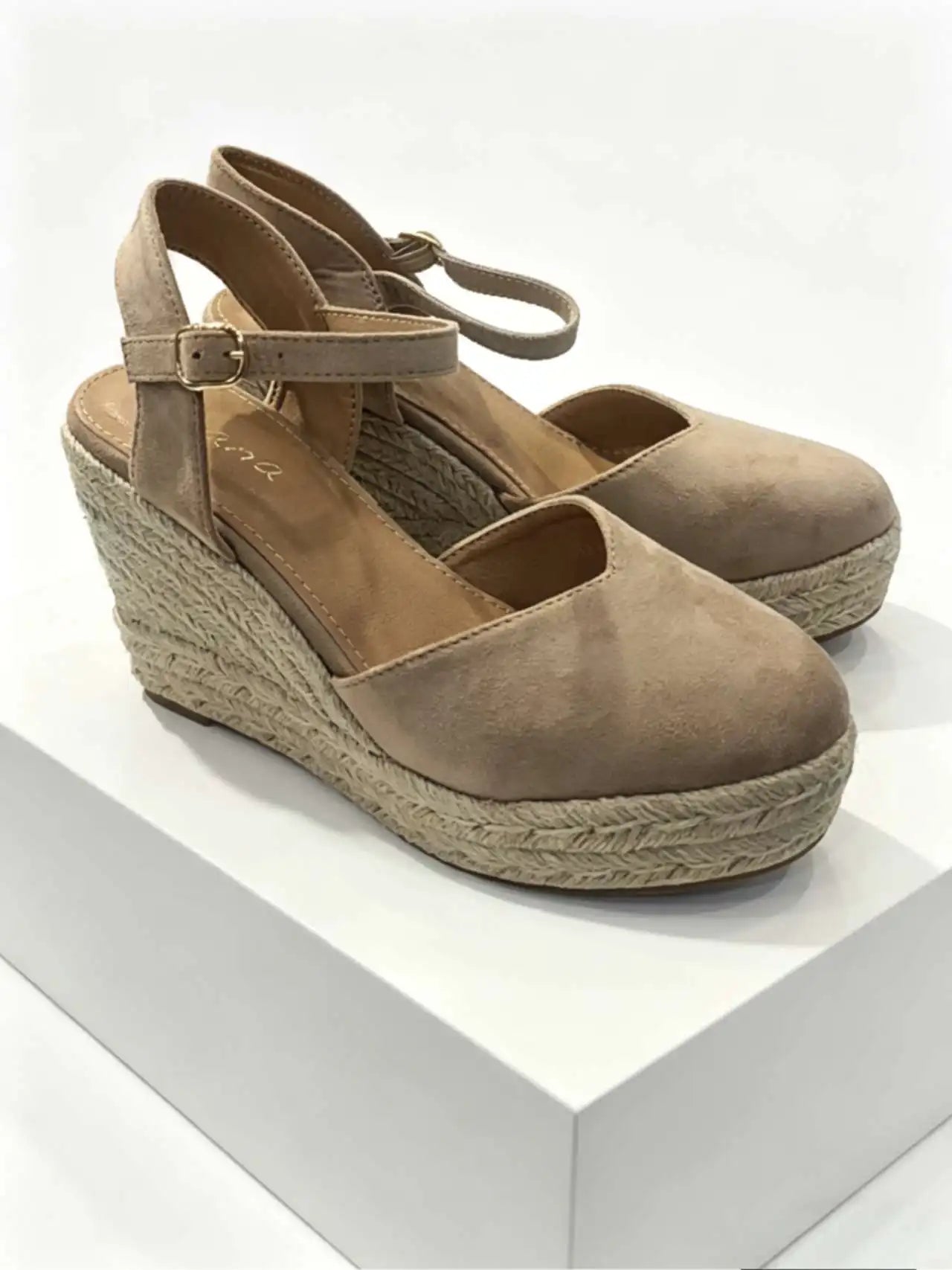 Espadrilles con cierre ajustable