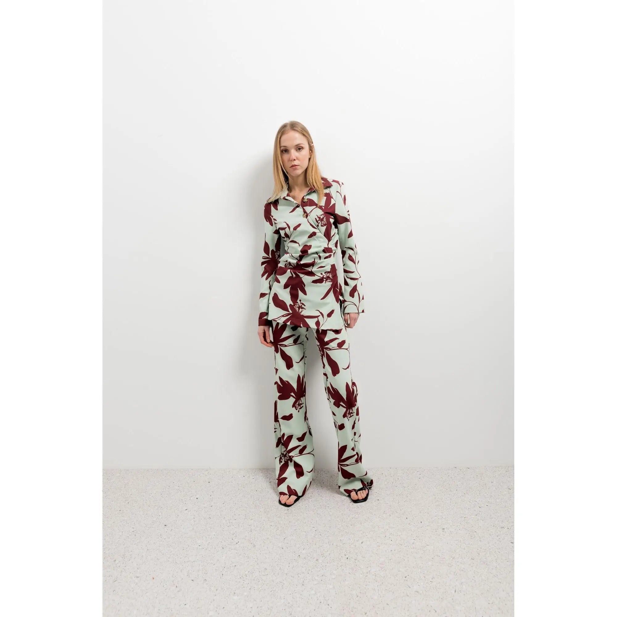Blusa Floral Elegante