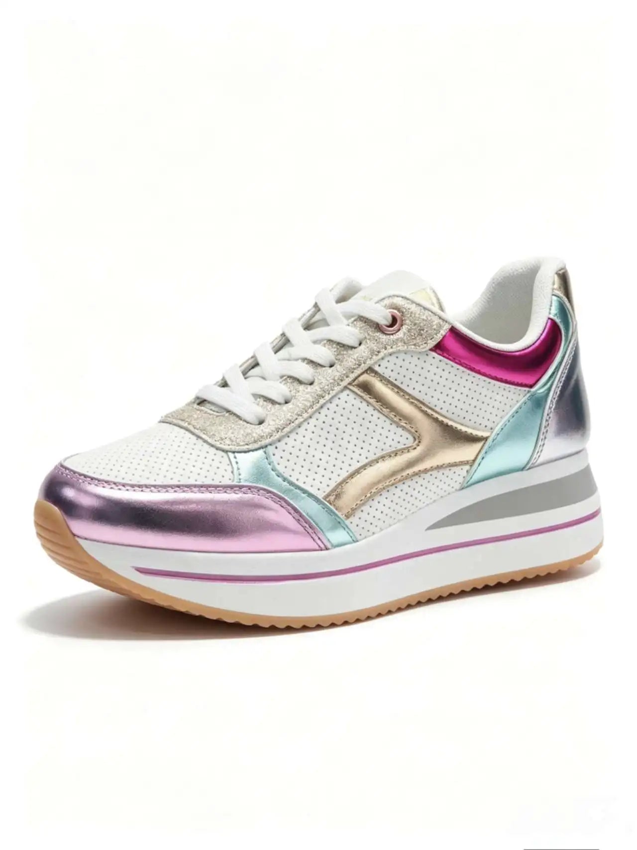 Zapatillas de plataforma nude con detalles brillantes