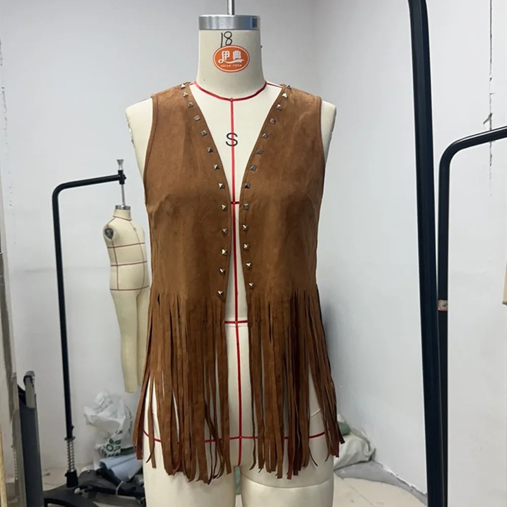 Chaleco Vintage Sin Mangas con Flecos y Remaches I Estilo Boho Occidental