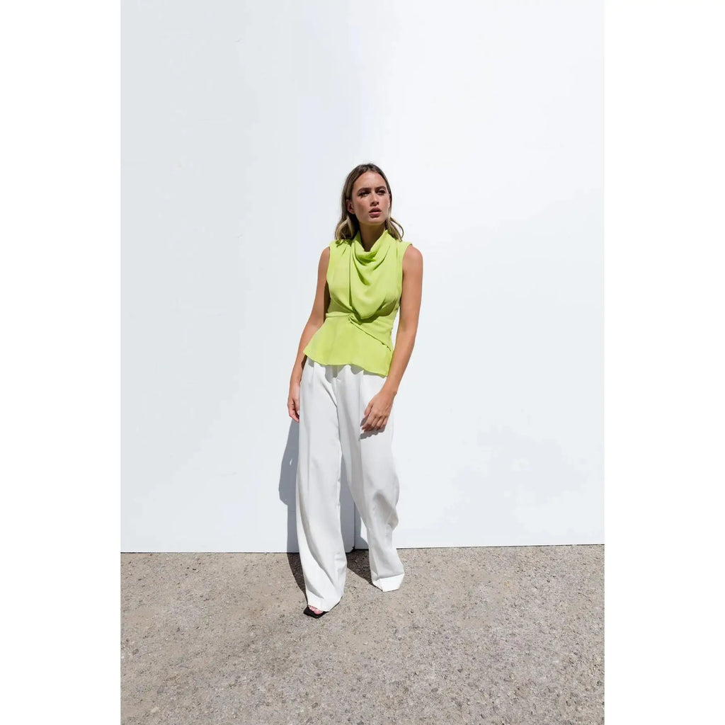 Blusa con Nudo Frontal